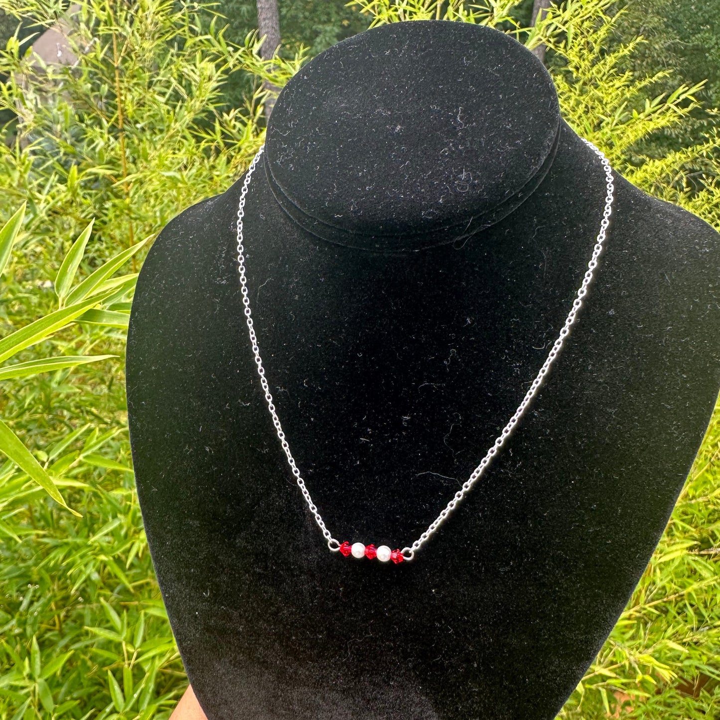 Simple Bar crystal and Faux Pearl Necklace