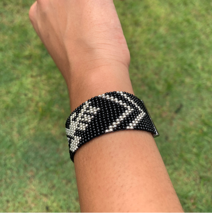 S.H.I.E.L.D Inspired Beaded Loom Bracelet